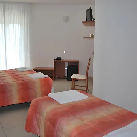 Eu Ropa Hotel Nereto